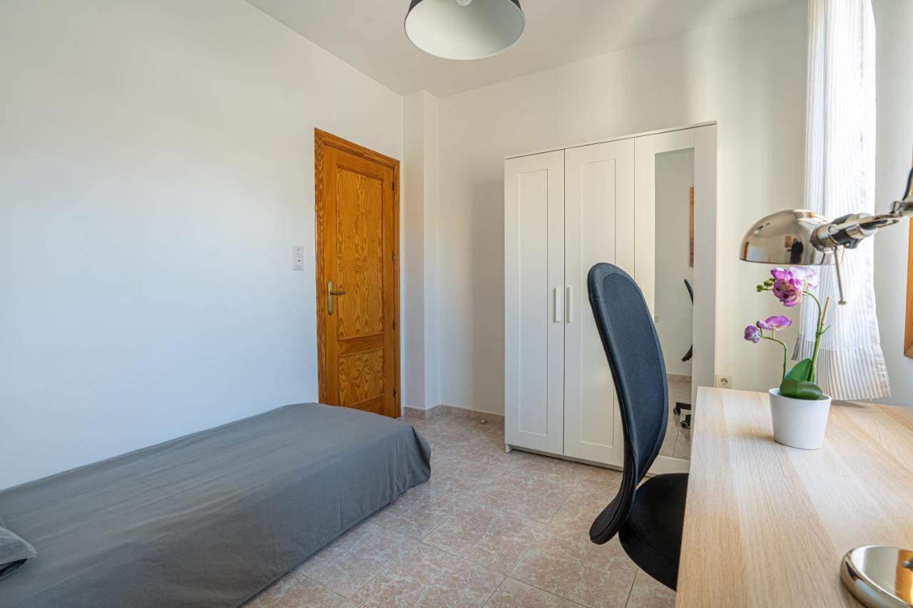Casa Granada Budget Haus Bei Granada 두르칼 외부 사진